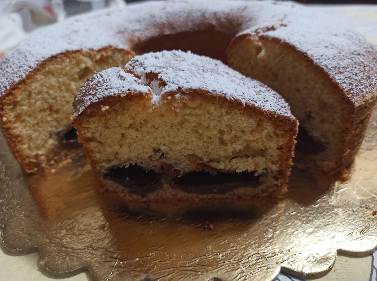 Torta con cuore di cioccolata calda