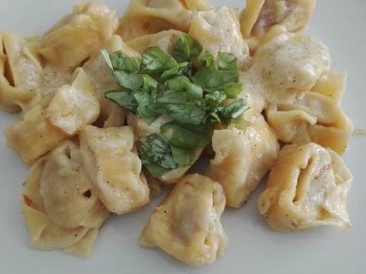 Tortelloni ricotta e radicchio