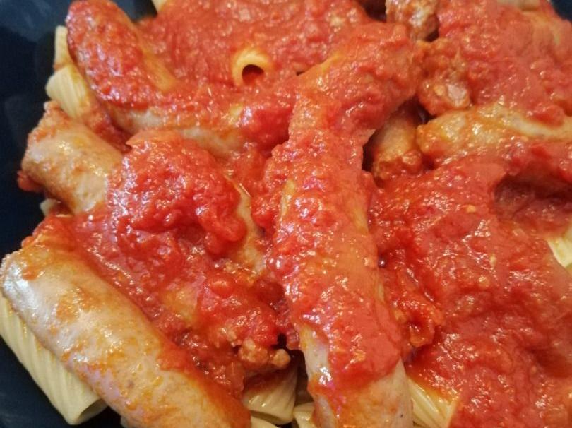 Rigatoni al sugo di salsiccia