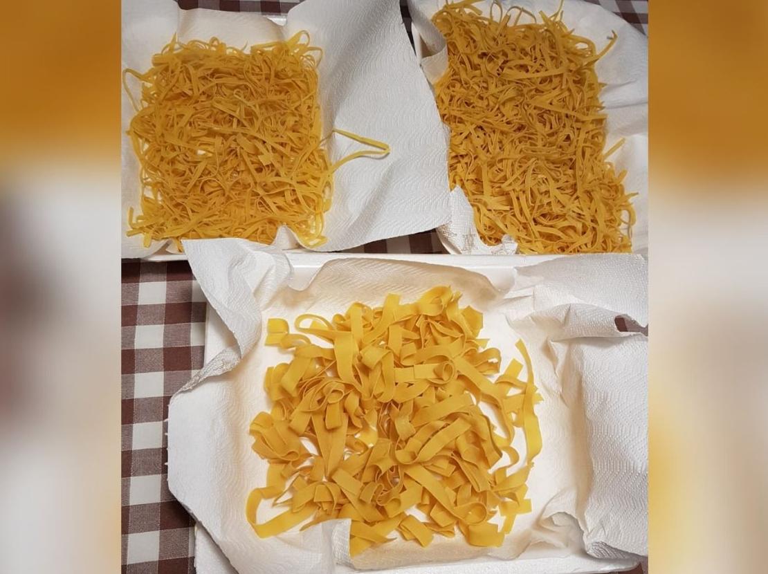 Pasta fresca all'uovo (lasagne e tagliatelle) 🍝