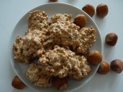 BRUTTI E BUONI ALLE NOCCIOLE