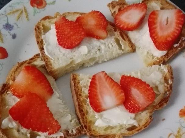 Bruschette alle fragole