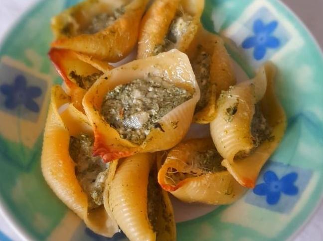 Conchiglioni ripieni