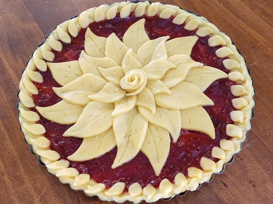 Crostata floreale