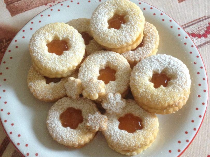 Biscotti alla marmellata