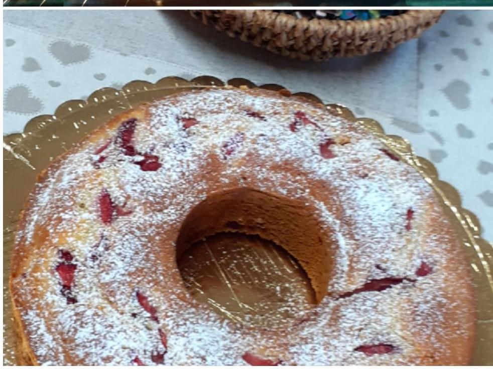 Ciambella fragole e yogurt