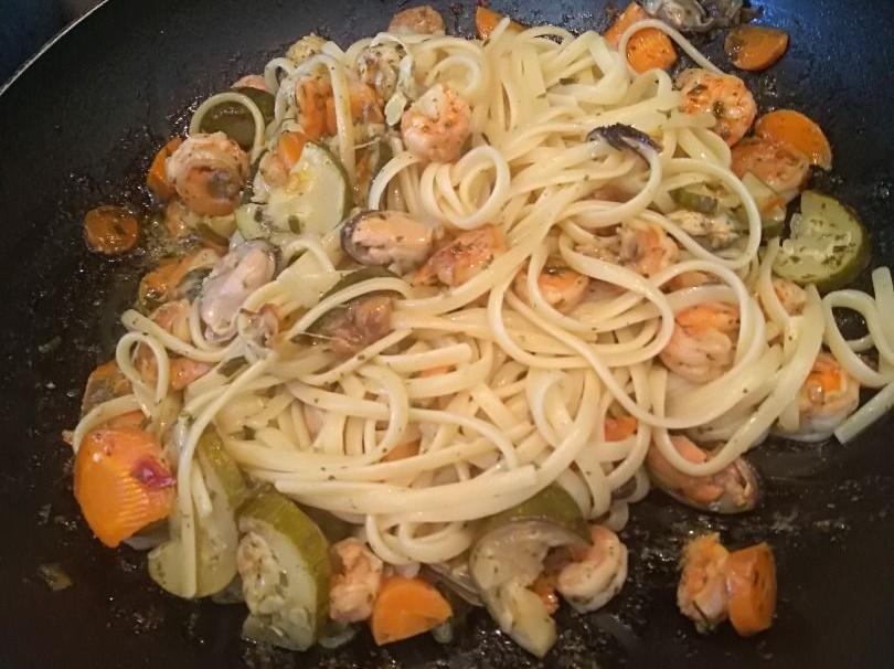 LINGUINE ALLO SCOGLIO