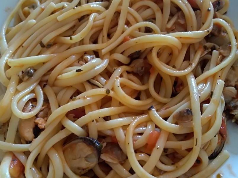 LINGUINE ALLO SCOGLIO