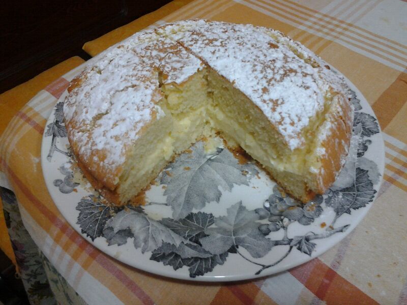 PAN DI SPAGNA FARCITO CON CREMA