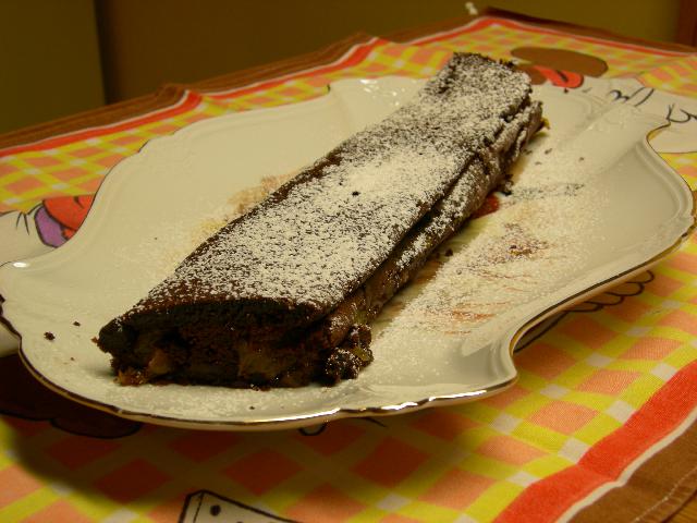 Rotolo al cacao con marmellata