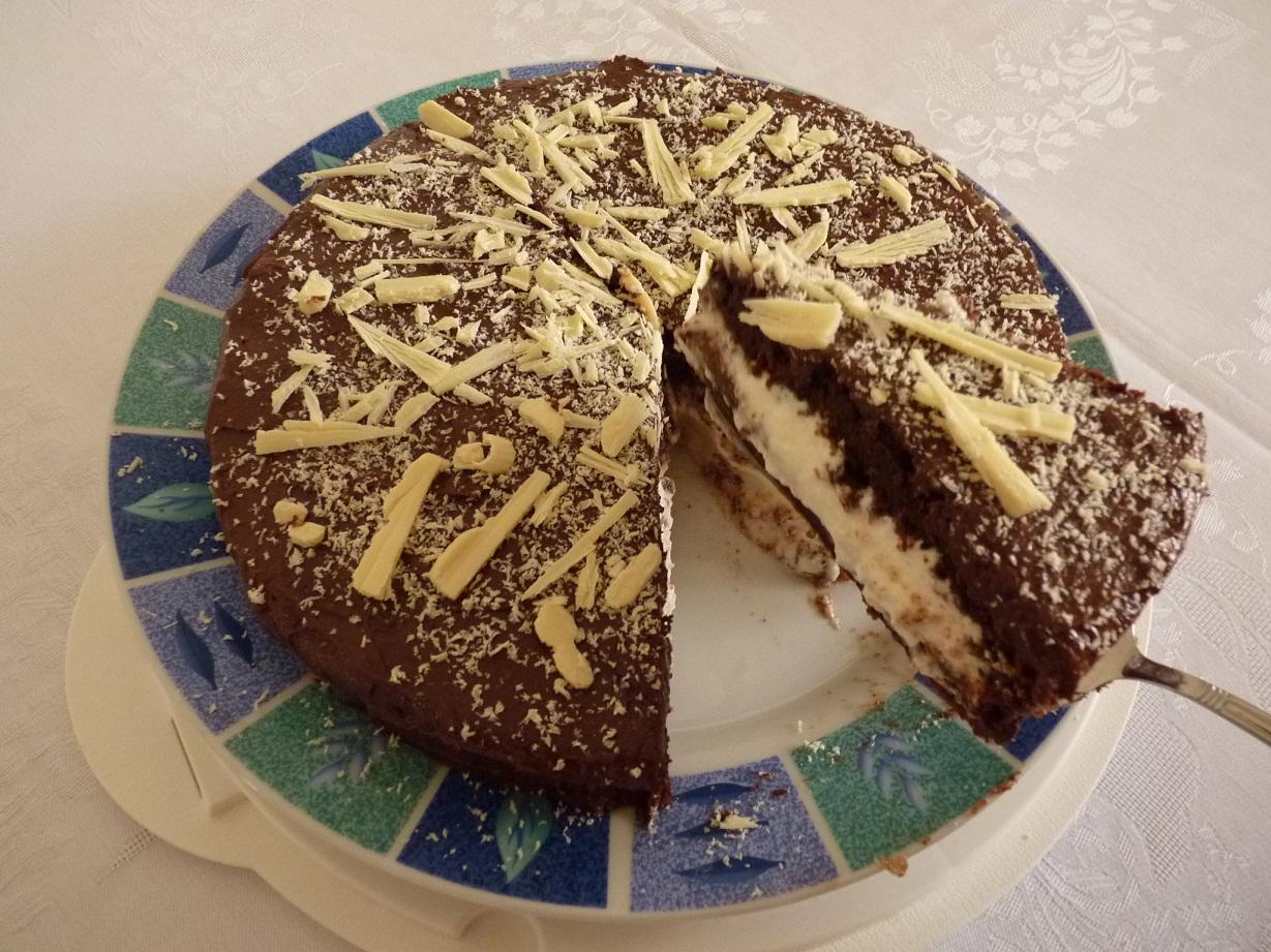 TORTA DI CIOCCOLATO E CREMA DI PISTACCHIO