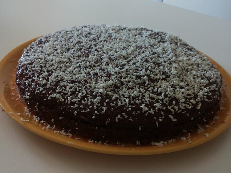 Torta cioccolato e marmellata di lamponi