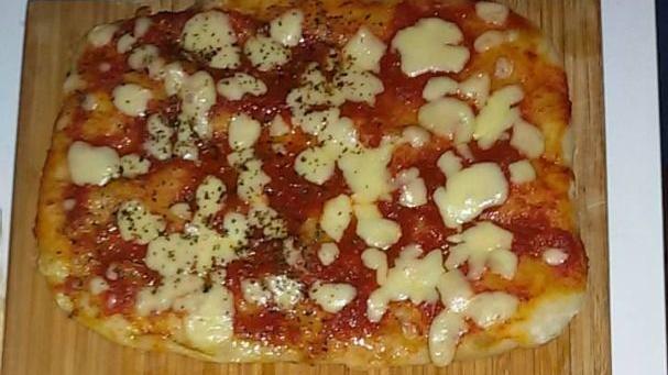 Pizza margherita
